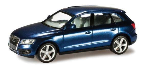 Audi Q5 Station Wagon - Assembled -- Various Colors