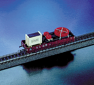 Freight Car Loads -- Machine Crate & Components 4-3/8" 11cm