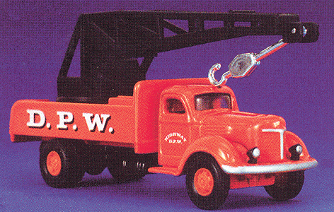 American Trucks - International KB-8 - Assembled -- Department of Public Works (D.P.W.) Crane