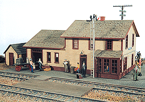 McGregor Depot -- 8 x 4" 20 x 10cm