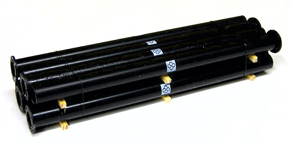 Freight Car Load -- Small Flanged Pipe Load (Black)