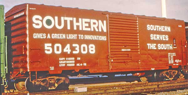 Pullman-Standard 40' PS-1 Boxcar with 8' Youngstown Door - Ready to Run -- Southern Railway 504308 (Boxcar Red, Large Lettering, Green Light Slogan)