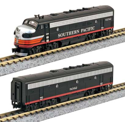 EMD F7 A-B Set - LokSound and DCC -- Southern Pacific 6182, 8082 (Black Widow, black, silver, red, orange)