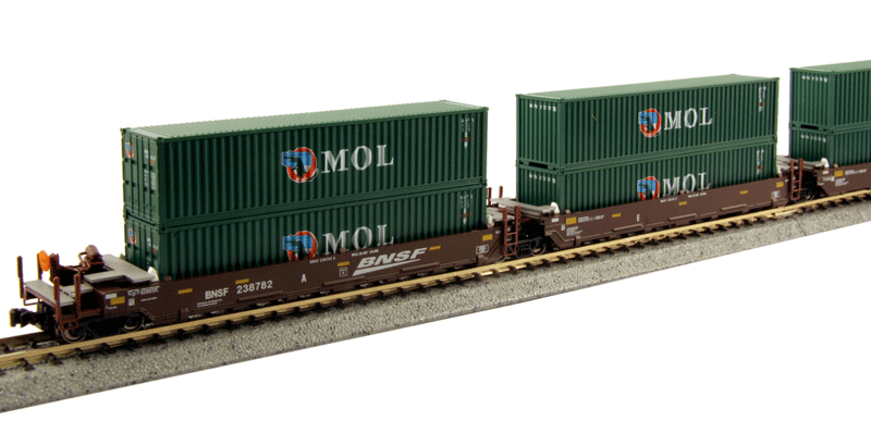 Gunderson Maxi-I 5-Unit Double-Stack Well Car w/40' Containers - Ready to Run -- BNSF Railway #238782 (Boxcar Red, Wedge Logo w/green MOL Containers)