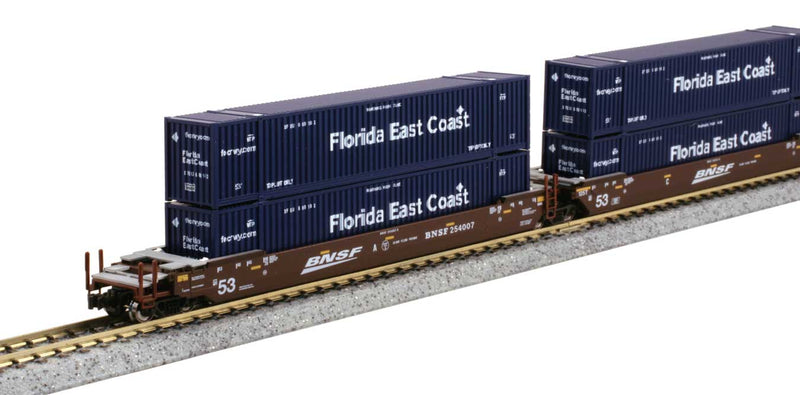 Gunderson MAXI-IV 3-Unit Well Car w/53' Containers - Ready to Run -- BNSF Railway 254007 (Boxcar Red, Wedge Logo, FEC Containers)