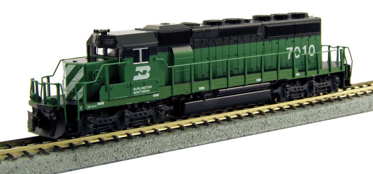 EMD SD40-2 Early Production - Standard DC -- Burlington Northern #6328 (Cascade Green, black, white)