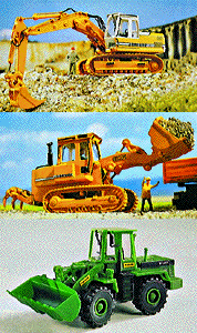 Small trkd excavator set