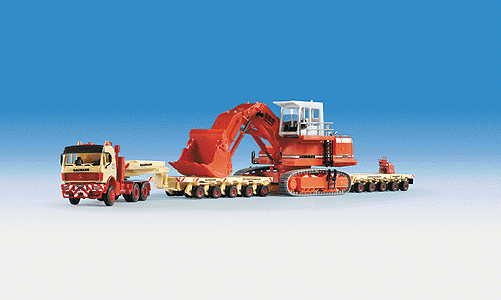 Construction Equipment - Trucks - Mercedes 3-Axle Cabover w/Low Loader Trailer -- Baumann w/Scheuerle Excavator