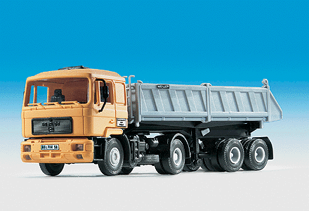 European Construction Equipment - Trucks -- MAN Cabover 4-Axle Dump Truck