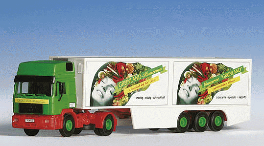 Tractor/Trailer - MAN w/Refrigerated Trailer