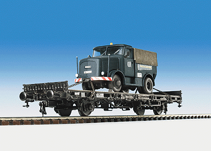 Flatcar -- w/Kaelble DB Highway Truck Load
