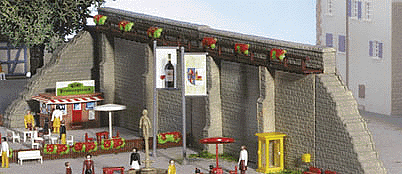 Wall w/Accessories