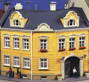 Corner House "Sachsenplatz" -- 5-3/8 x 6-3/4 x 6-3/8 x 1-5/16" 13.5 x 16.8 x 16 x 3.3cm
