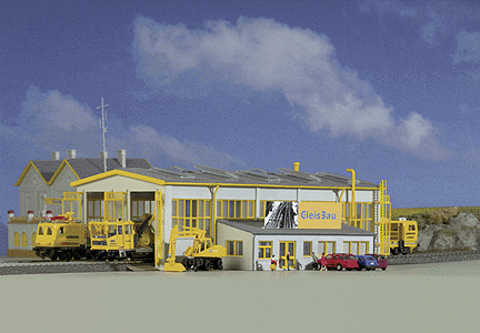 Track Repair Building without Vehicles -- 13-1/2 x 10 x 4-15/16" 34.5 x 25.5 x 12.5cm