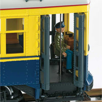 2-Truck Streetcar - Sound and DCC -- San Francisco Municipal Railway #130 (yellow, blue)
