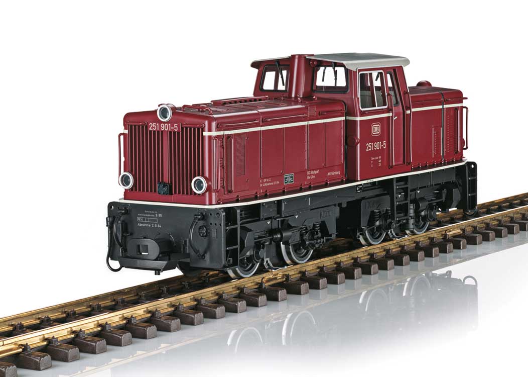 Class 251 Diesel - Sound and DCC -- Rugen Federal Railroad #251 901-5 (DB Scheme, Era VI, red, black, white)-1