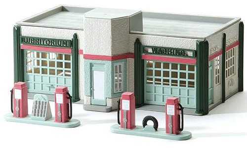 K-Line by Lionel Service Station w/Gas Pumps - Kit (Plastic) -- 8 x 4-1/2" 20.3 x 11.4cm