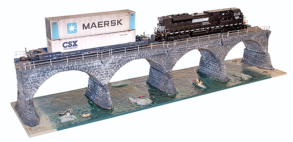 Artisan Collection Rockville Bridge - Kit -- 4-Arch w/Single Long FasTrack Section 41-3/8 x 10-1/4 x 6-7/8" 105.1x26x17.