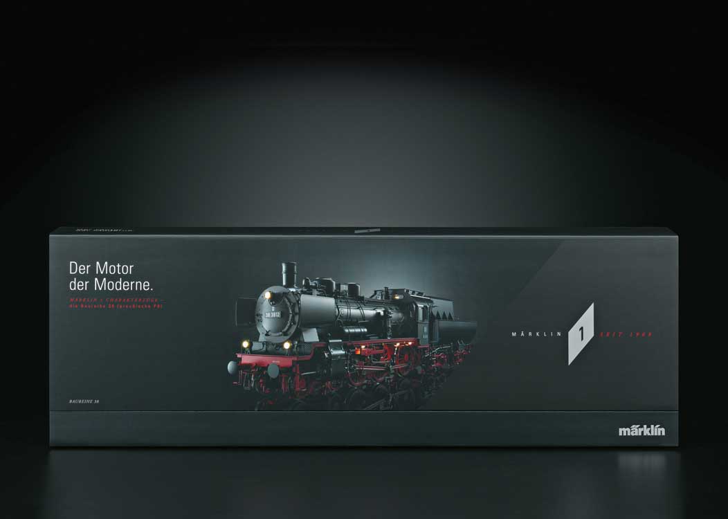 Presentation Display Case -- For Class 38 Steam Locomotive-2