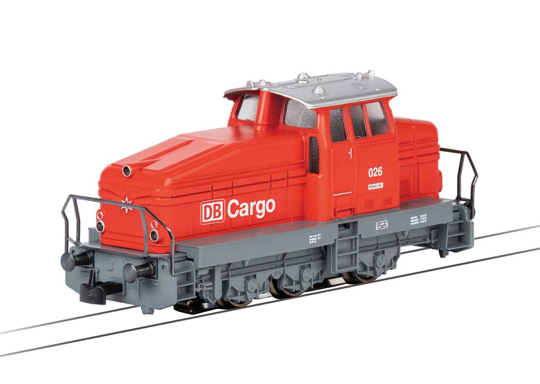 Henschel DHG 500 Diesel - 3-Rail - Sound and Digital - Start-Up -- DB Cargo (Fantasy Scheme, Era VI, red, gray)-1
