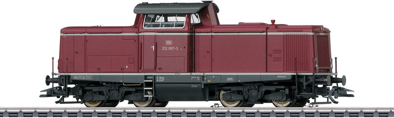 Class 212 - 3-Rail - Sound and Digital -- German Federal Railroad DB 212 067-3 (Era IV 1970s, red, gray)