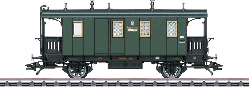 Type PPostL Post and Baggage Car - 3-Rail - Ready to Run -- Royal Bavarian State Railroad K.Bay.Sts.B. 21004 (Era I 1912, green, black)