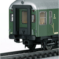 TypeBymf 436 2nd Class Center Entry Cab Car Coach - 3-Rail - Ready to Run -- German Federal Railroad DB (Era IV 1969, green, silver)