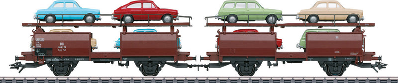 Type Laae 52 Auto Transport Car w/VW Load - 3-Rail - Ready to Run -- German Federal Railway (Era III - IV 1960s, Boxcar Red)
