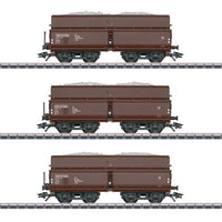 Type Fad Hopper with Limestone Load 3-Pack - 3-Rail - Ready to Run -- Austrian Federal Railways OBB (Era IV 1960s, Boxcar Red)