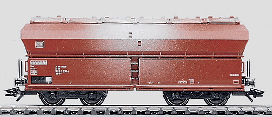 Covered Hopper -- DB