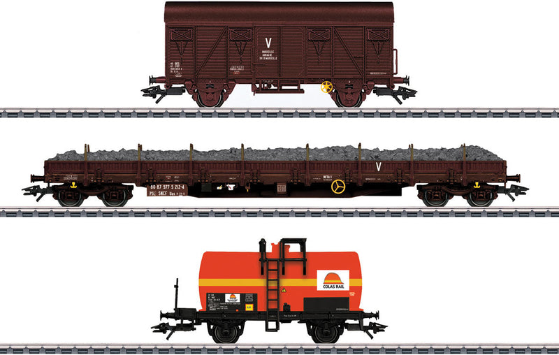 Type Uas Flat, Wood Boxcar and Tank Car Set - 3-Rail - Ready to Run -- Colas Rail (Era VI, Boxcar Red, orange Tank Car)