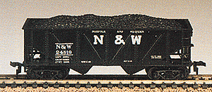 Hopper Car w/Load -- Norfolk & Western