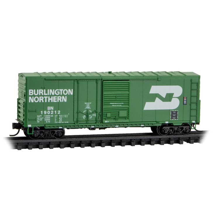 40' Plug & Sliding Door Boxcar No Roofwalk - Ready to Run -- Burlington Northern #190212 (Cascade Green, white, Larger Logo)