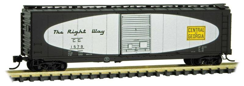 50' Single-Door Boxcar - Ready to Run -- Central of Georgia 1579 (Football Scheme, silver, black)