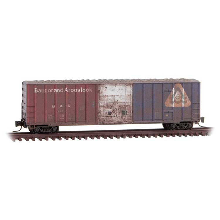 50' Rib-Side Plug-Door Boxcar No Roofwalk - Ready to Run -- Bangor & Aroostook #5961 (Weathered, red, white, blue)