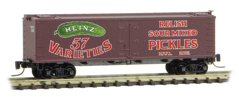 40' Wood-Sheathed Ice Reefer - Ready to Run -- Heinz 2061 (Boxcar Red, red, Billboard 57, green, Mixed Pickles, Series Car