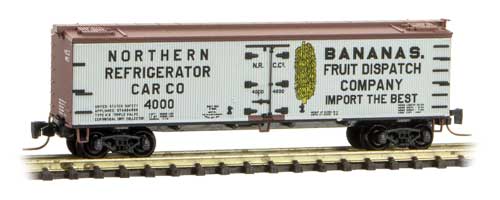 40' Wood-Sheathed Ice Reefer - Ready to Run -- Northern Refrigerator Car Company 4000 (Banana Service, white, Boxcar Red)