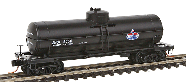 39' Single Dome Tankcar -- Standard Oil #9758