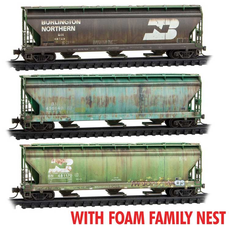 ACF 3-Bay Center Flow Covered Hopper w/Hatches 3-Pack Foam - Ready to Run -- Burlington Northern #48129, 458640, 481170 (Weathered, Cascade Green, white)