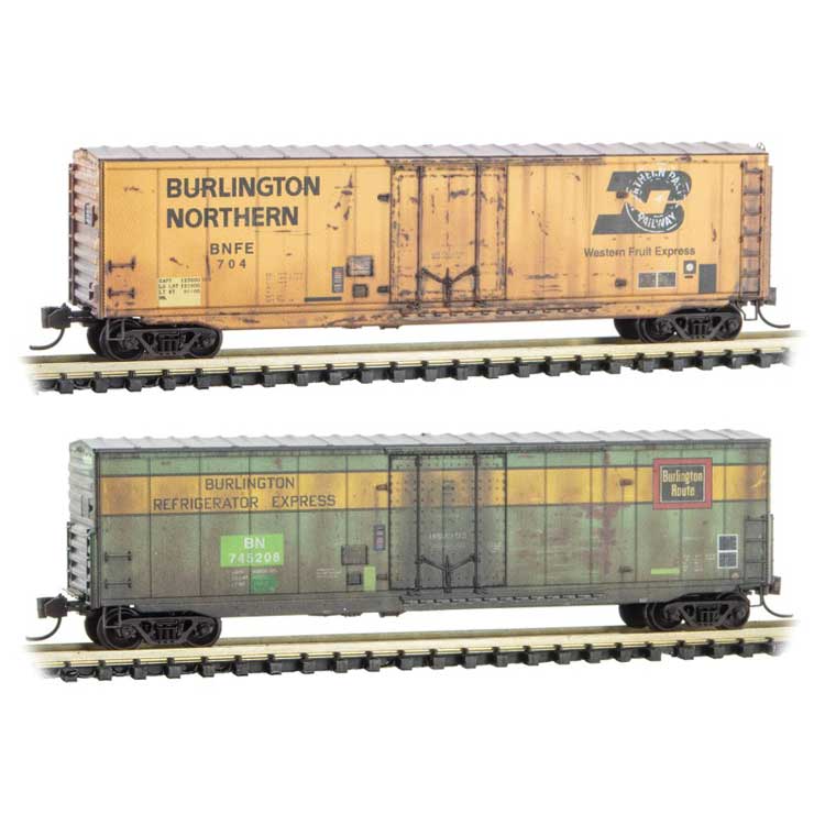 50' Plug-Door Boxcar 2-Pack - Ready to Run -- Burlington Northern 704 (Weathered yellow), 745208 (Weathered Ex-CB&Q, green