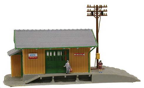 Built-Up Kit Lighted w/Two Figures -- Wayside Station