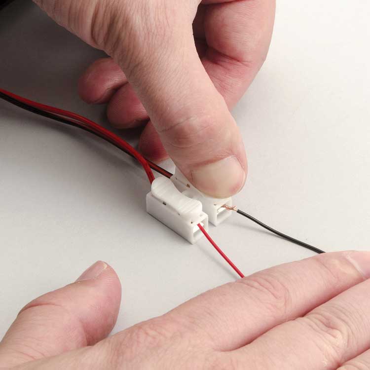 KwiKonnect 2-Pin Connector -- pkg(8)