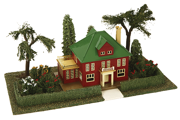 Lionel Corp. #911 Country Estate w/#191 Villa & Light - Assembled -- Crackle Red, Pea Green 16 x 8-1/2 x 7" 40.6 x 21.6 x 17.8cm-1