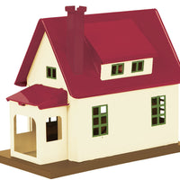 Lionel Corp. #1184 Bungalow w/Light - Assembled -- White, Maroon 8 x 4-5/8 x 6-3/8" 20.3 x 11.8 x 16.2cm