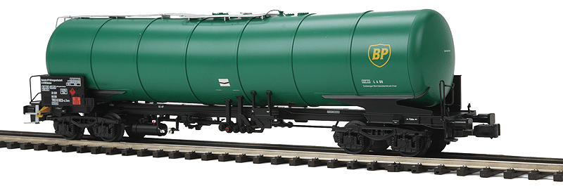 Premier European Modern Tank Car (Kesselwagen) w/Hi-Rail Wheels - Ready to Run -- BP (green)-1