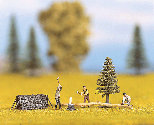 Miniature Scenes -- Lumberjacks: 3 Figures & Accessories