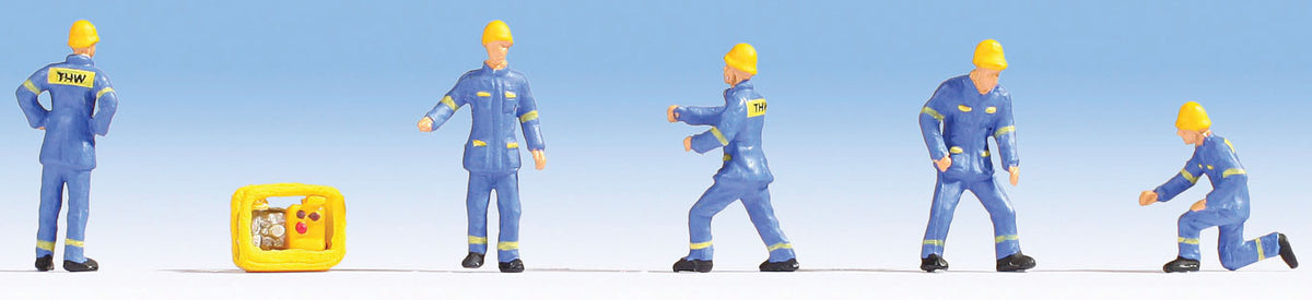 THW (Technical Aid Agency) -- 5 Figures (blue uniforms) & Portable Generator