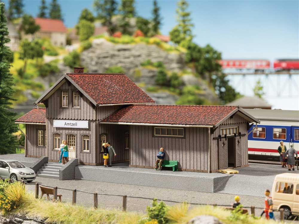 Amtzell Train Station -- Laser-Cut Kit - 4-11/16 x 1-7/8 x 1-3/4" 11.9 x 4.7 x 4.4cm-2