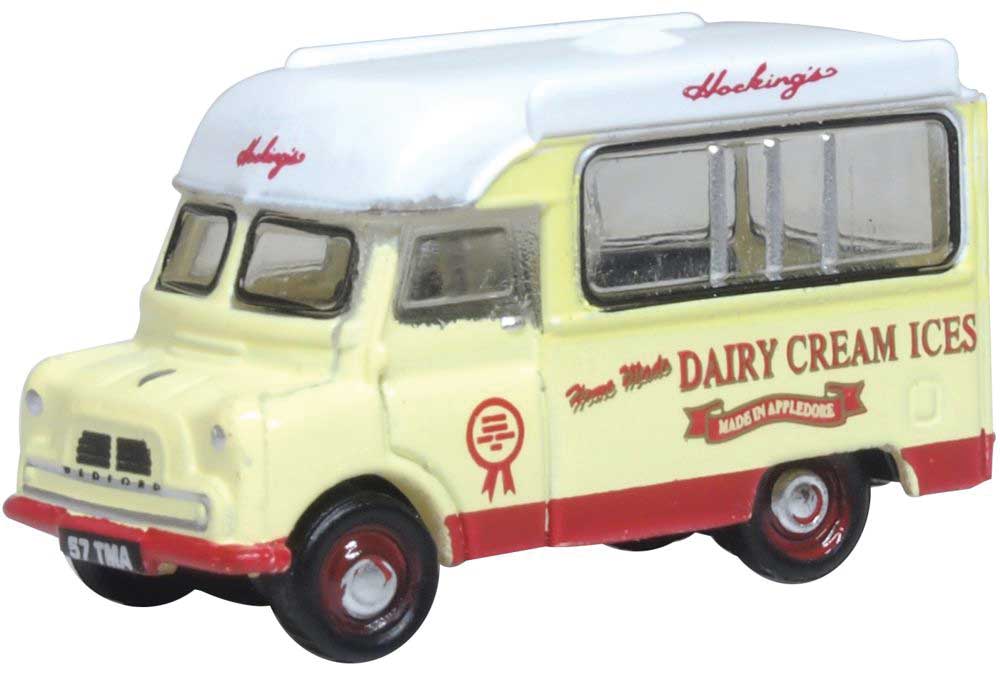 1952 Bedford Ice Cream Van - Assembled -- Hocking's Ice Cream (cream, red, white)