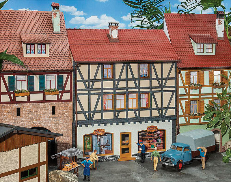Relief House/Botique
